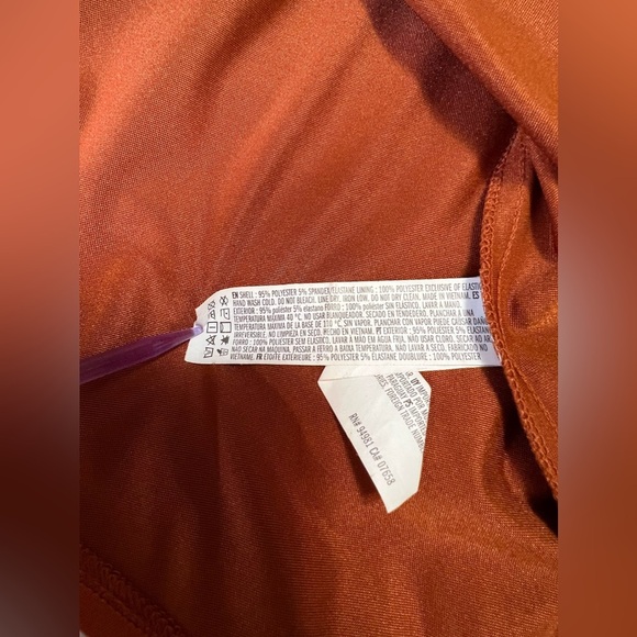 - Forever 21 - Picture 5 of 9